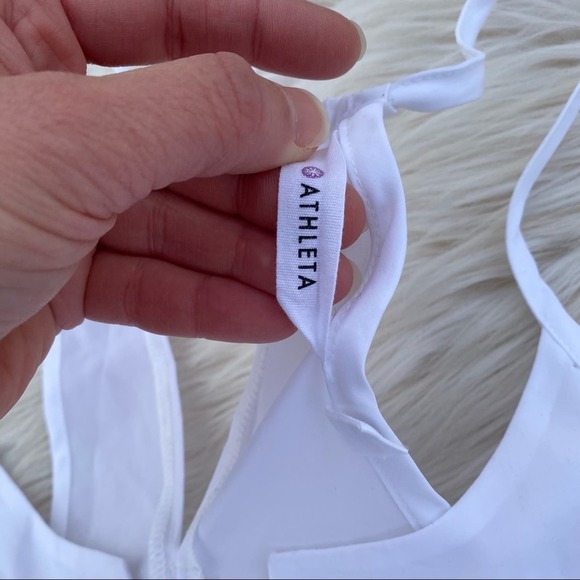 Athleta white eyelet layered knit tank large - Picture 3 of 8